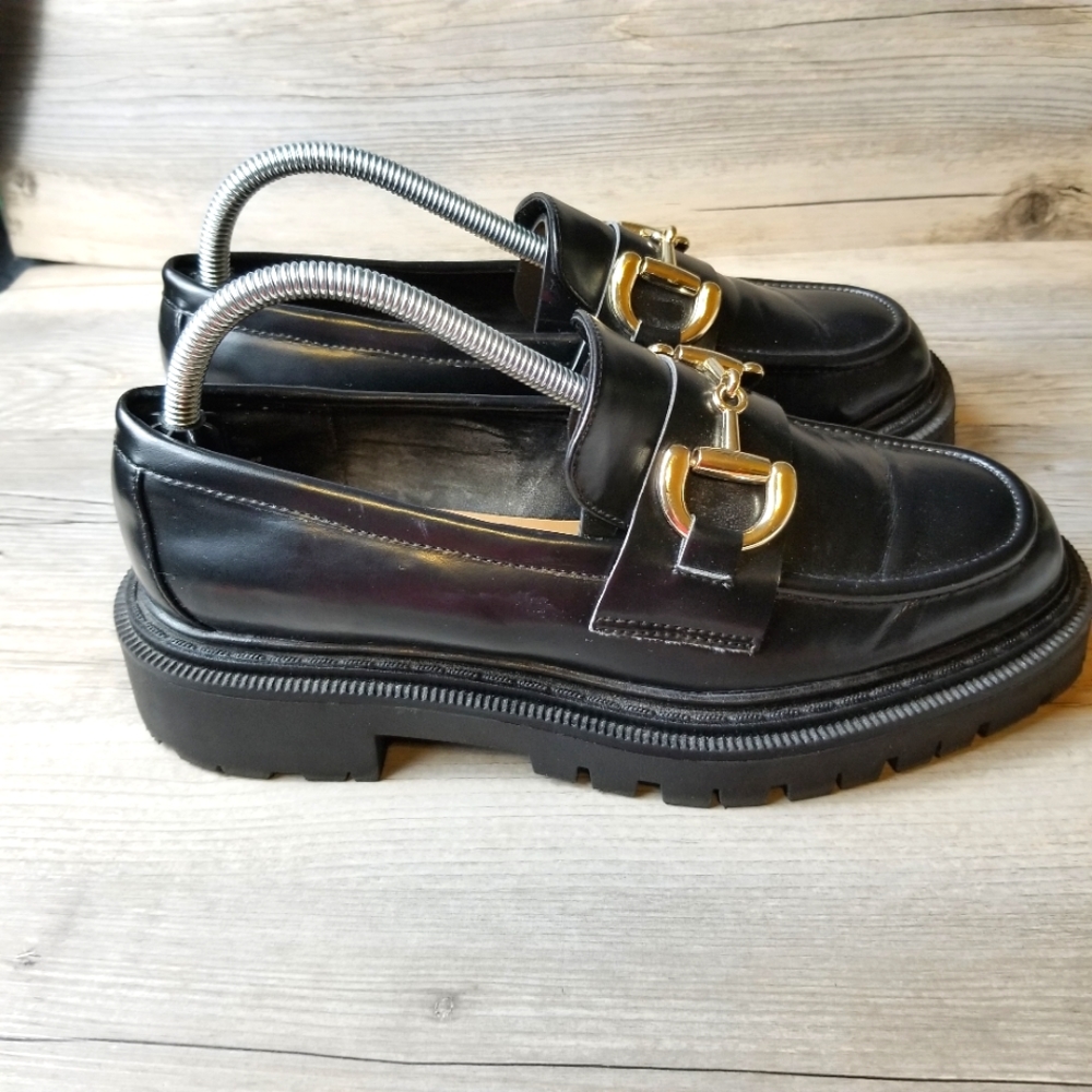 H&M Gold Tone Buckle Chunky Platform Y2K Loafers